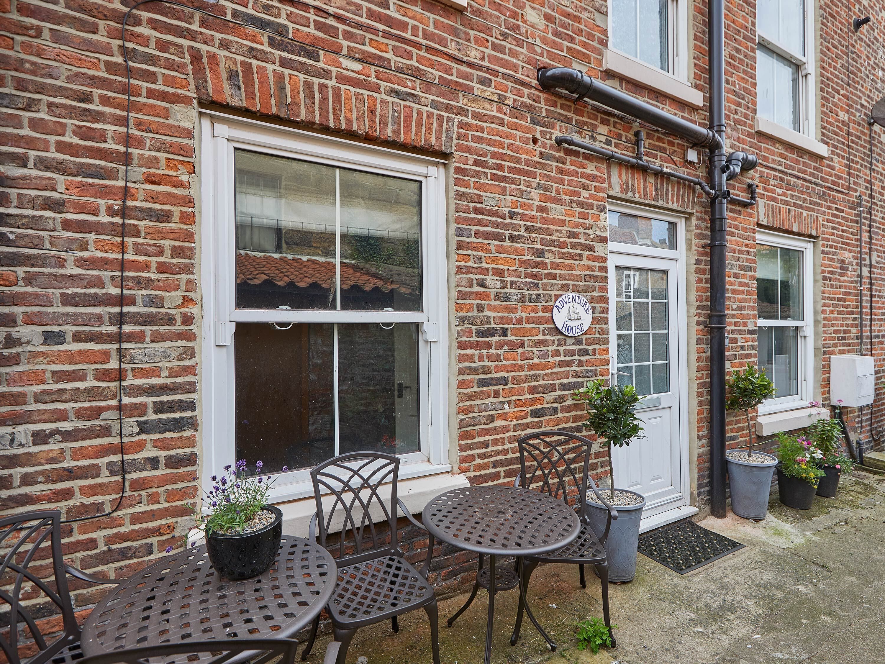 House | Terrace/patio