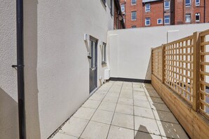 House | Terrace/patio