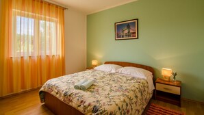 Room - Villa Mia with private Pool & Garden by 22Estates (Marceljani)
