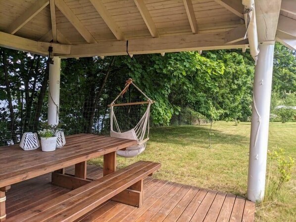 Outdoor dining - Holiday home "Holiday home GolczaVita" (Choszczno)