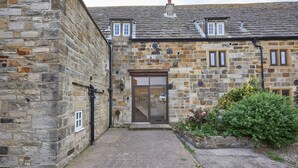 Exterior - Caedmon House (Whitby)