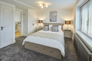 House | 3 bedrooms, iron/ironing board, free WiFi, bed sheets - Caedmon House (Whitby)