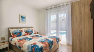 4 chambres, fer et planche à repasser, Wi-Fi gratuit, draps fournis