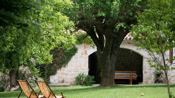 Property grounds - Villa Stori Grod with private Pool and Garden up to 8 People by 22Estates (Nedešcina)