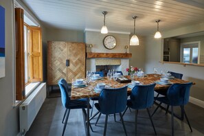 House | Dining room - Arncliffe View (Whitby)