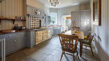 House | Private kitchen