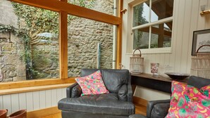 House | Living area - The Old Post Office (Skipton)