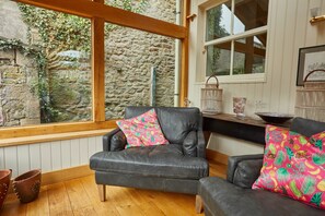 House | Living area - The Old Post Office (Skipton)
