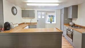 House | Private kitchen - Central Retreat (Scarborough)