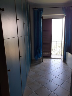 Apartemen, 2 kamar tidur, pemandangan danau, area taman | 2 kamar tidur