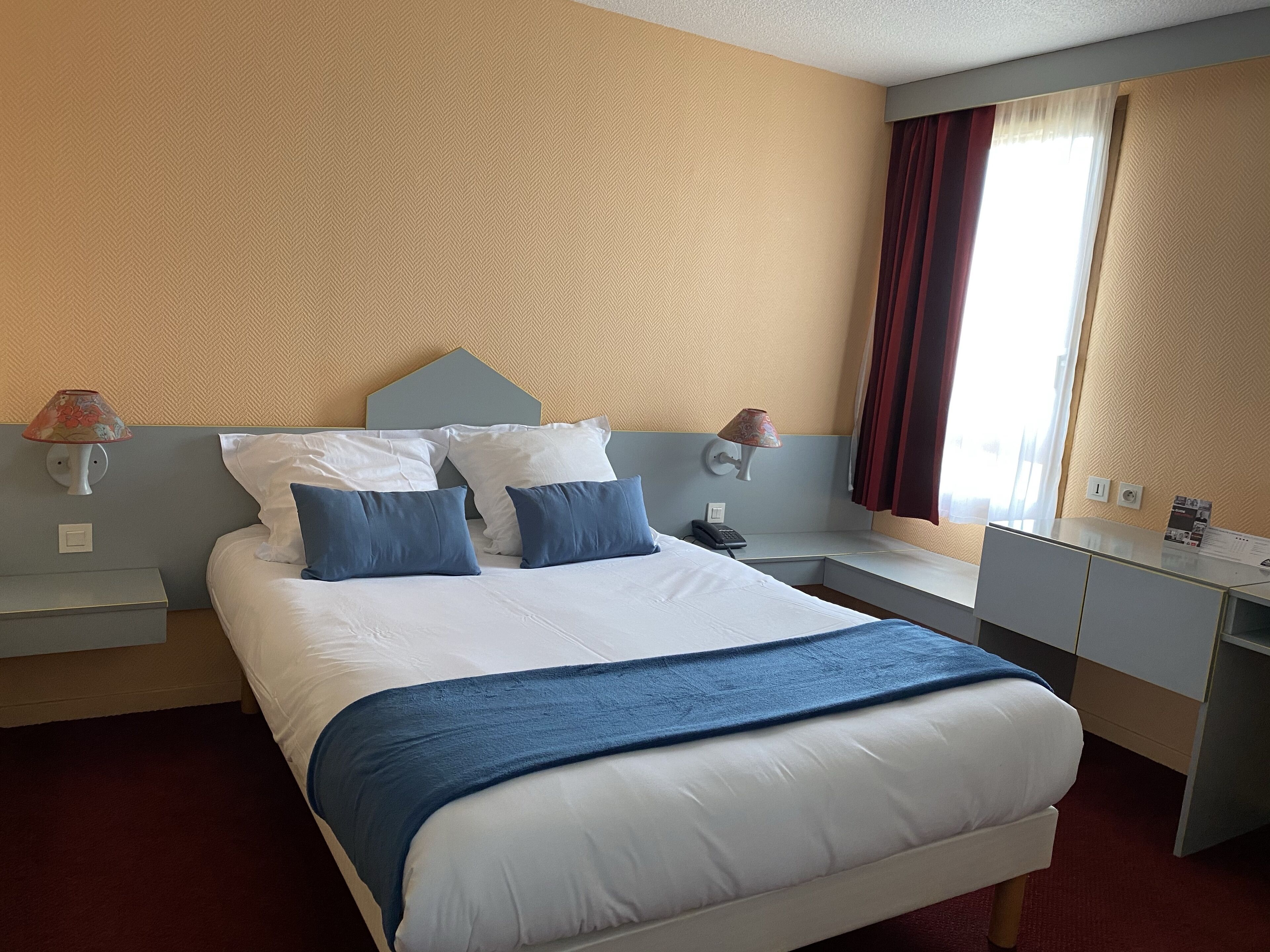 Foto - Brit Hotel Essentiel Moulins Avermes