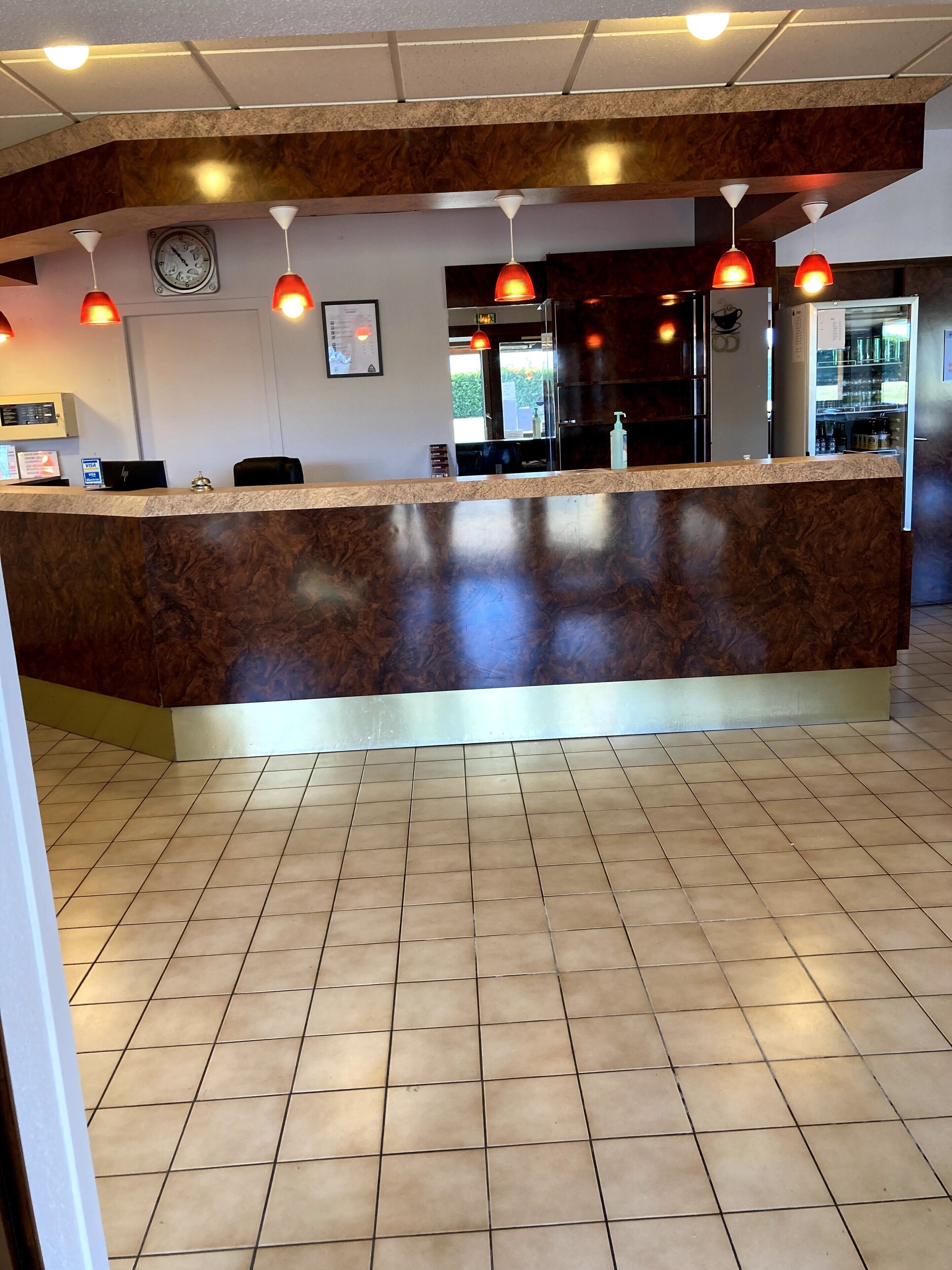 Foto - Brit Hotel Essentiel Moulins Avermes