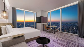 Minibar, caja fuerte, escritorio y sistema de insonorización