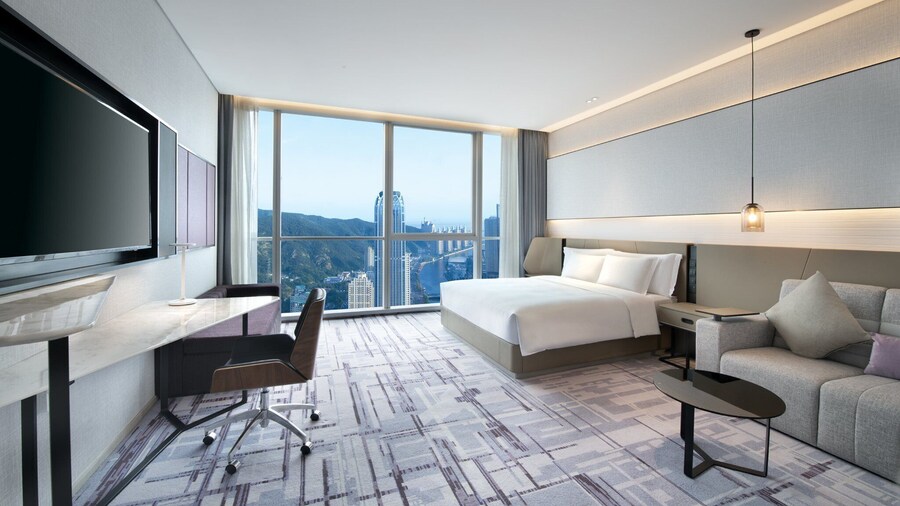 Crowne Plaza Dalian Xinghai by IHG