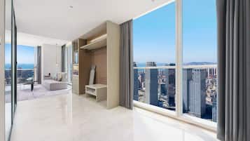 Minibar, in-room safe, desk, soundproofing