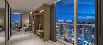 Crowne Plaza Dalian Xinghai by IHG