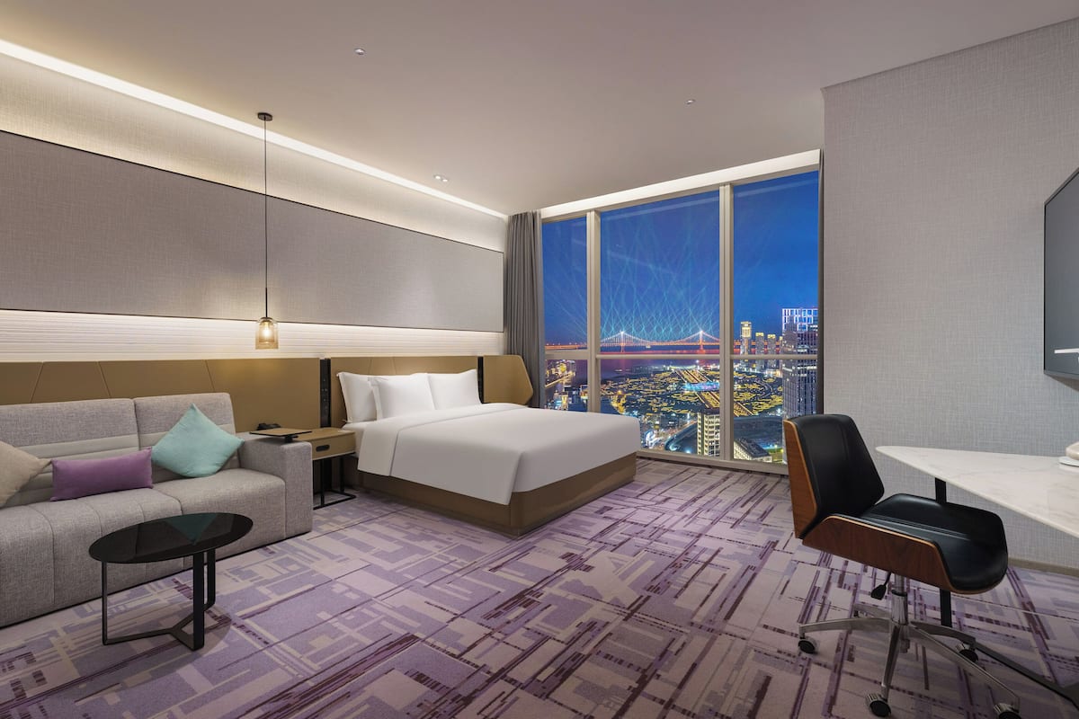 Minibar, in-room safe, desk, soundproofing