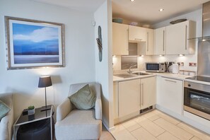 Apartment | Private kitchen - The Eskape (Whitby)