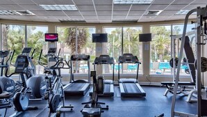 A gym with treadmills, stationary bikes, and weight machines. - Private Pool, 6 passenger Golf Cart, and 4 bikes! EV charger on site! (Destin)