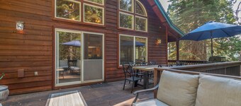 BLUE LAKE BLISS - JUST STEPS FROM BLUE LAKE SPRINGS LODGE LAKE AND REC CENTER