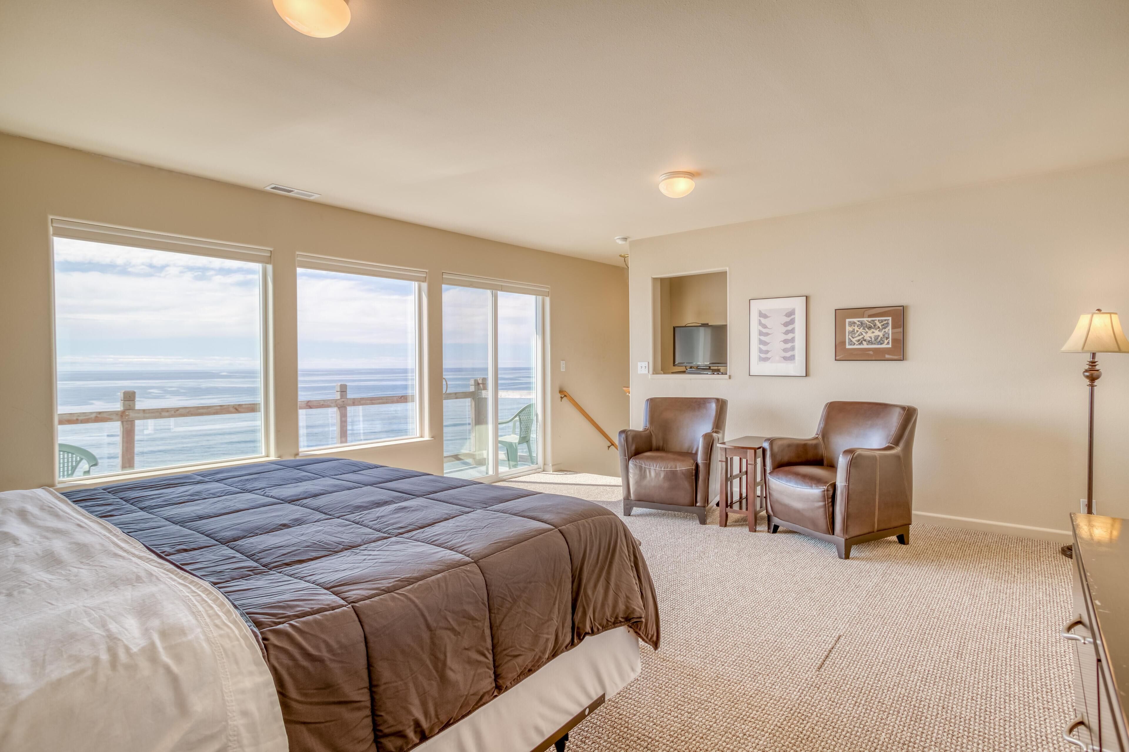 Townhome, 1 King Bed (Storm Watchers Pointe) | 2 bedrooms
