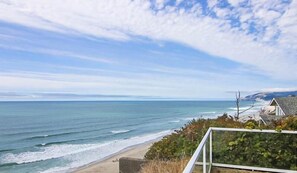 Maison, plusieurs lits (Whale Watch Beach House) | Plage