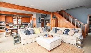 House, Multiple Beds (Pearl By the Sea) | Living room - Pearl By the Sea (Gleneden Beach)