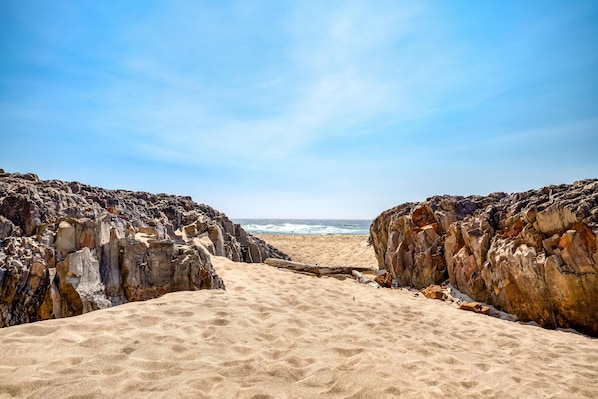 House, Multiple Beds (Wave Crest) | Beach