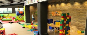 Children’s play area – indoor