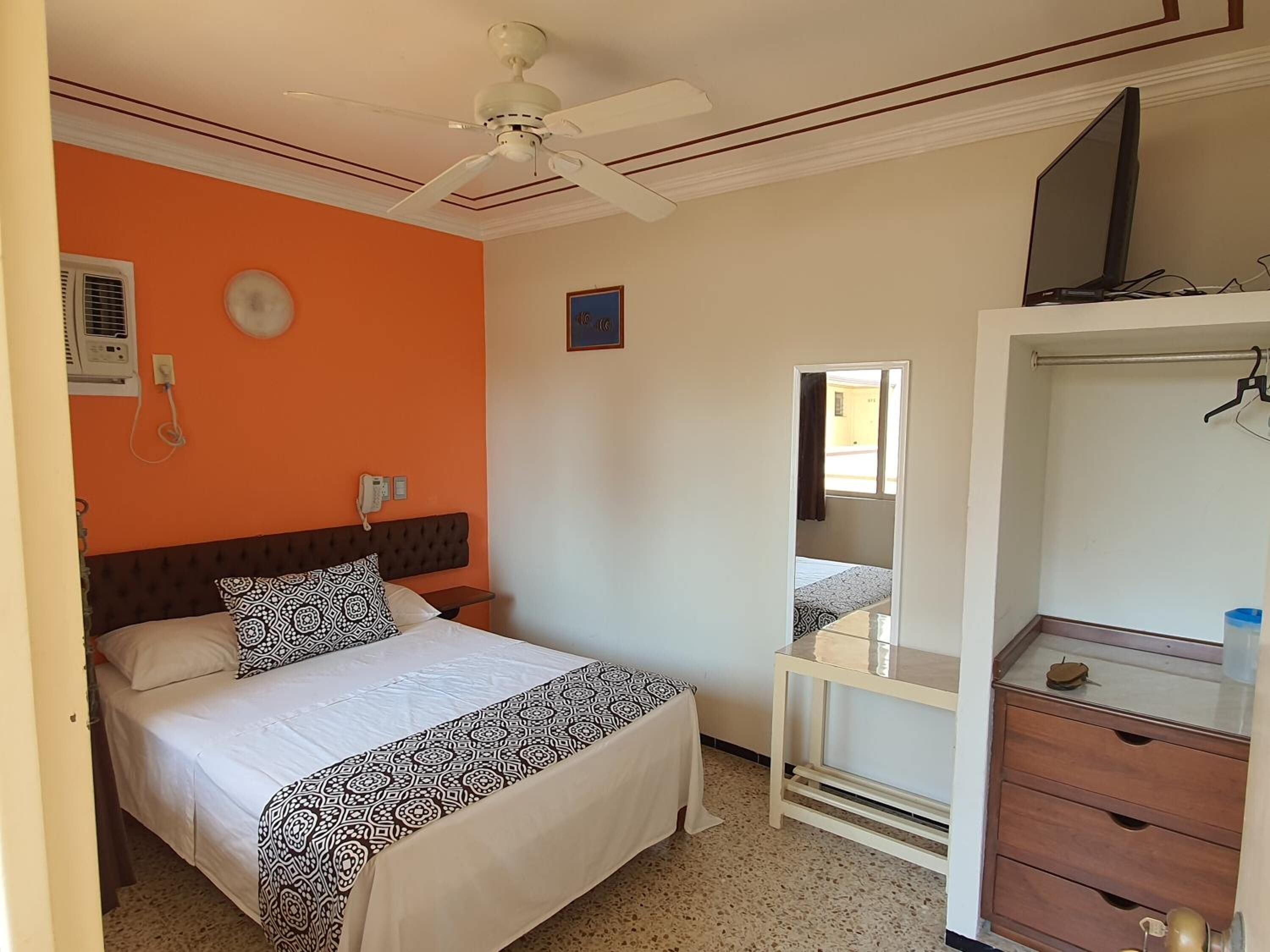 Foto - Hotel Atlantico a 150 mts de Playa Martí