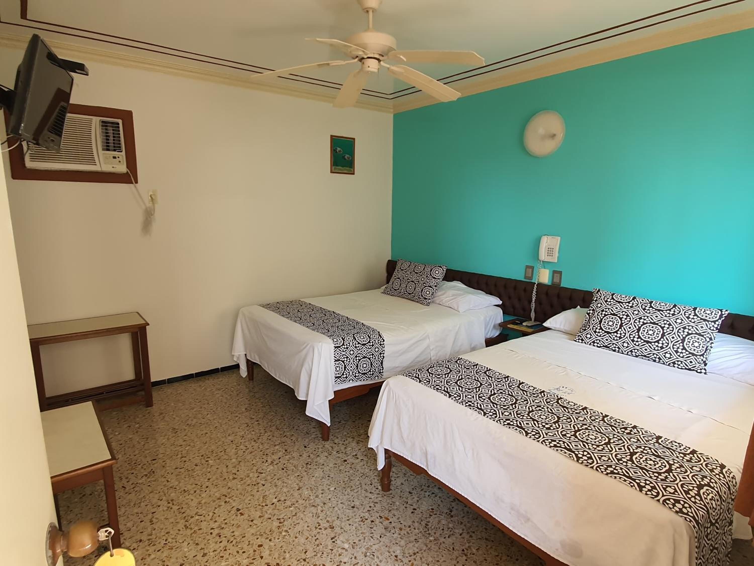 Foto - Hotel Atlantico a 150 mts de Playa Martí