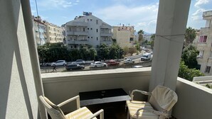 Quadruple Room | Iron/ironing board (on request) - Özcan Otel (Marmaris)