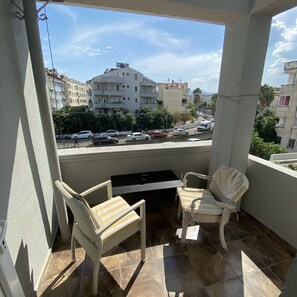 Quadruple Room | Iron/ironing board - Özcan Otel (Marmaris)