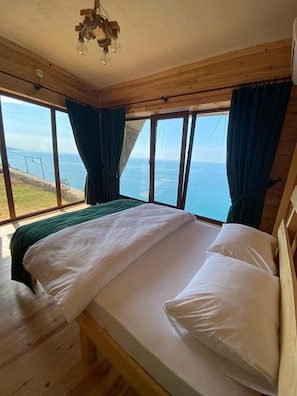 Habitación de diseñador, vista al mar | Camas extra y wifi gratis