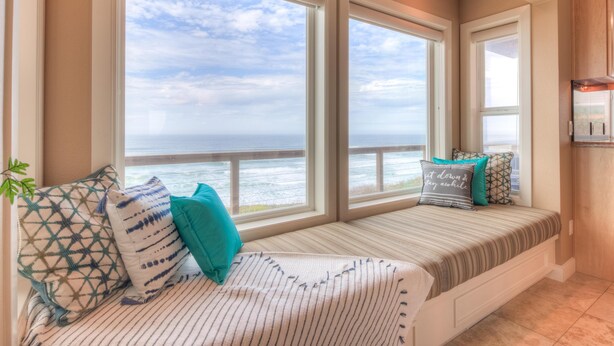 Casa, varias camas (Surf and Sand) | Sala de estar