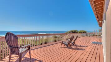 House, Multiple Beds (Neptune's Retreat) | Balcony