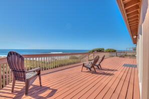 House, Multiple Beds (Neptune's Retreat) | Balcony