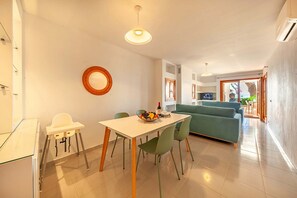 Interior - Villa 2 bedrooms, with barbecue, Puerto de Pollença (Port de Pollença)