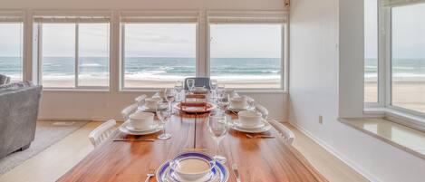 House, Multiple Beds (Salt Air) | Private kitchen