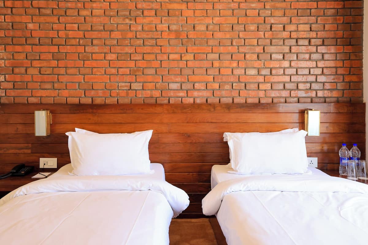 Deluxe Double or Twin Room, Balcony | Minibar, desk, laptop workspace, free WiFi