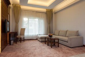 Executive Studio Suite | Minibar, desk, laptop workspace, free WiFi - Hotel Dolmaling (Kathmandu)