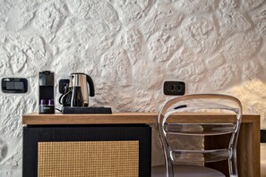 Studio | 1 bedroom, in-room safe, desk, Internet - Levantes Luxury Suites I (Tinos)