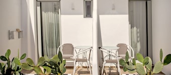 Levantes Luxury Suites II