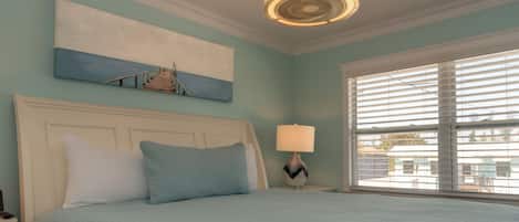 1 bedroom, bed sheets