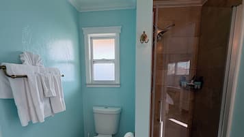 ヘアドライヤー、タオル