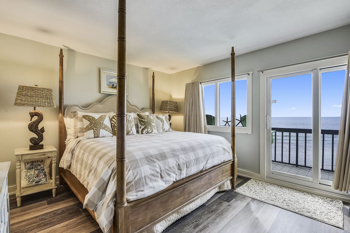 Condo, 3 Bedrooms, Balcony, Ocean View (115A)