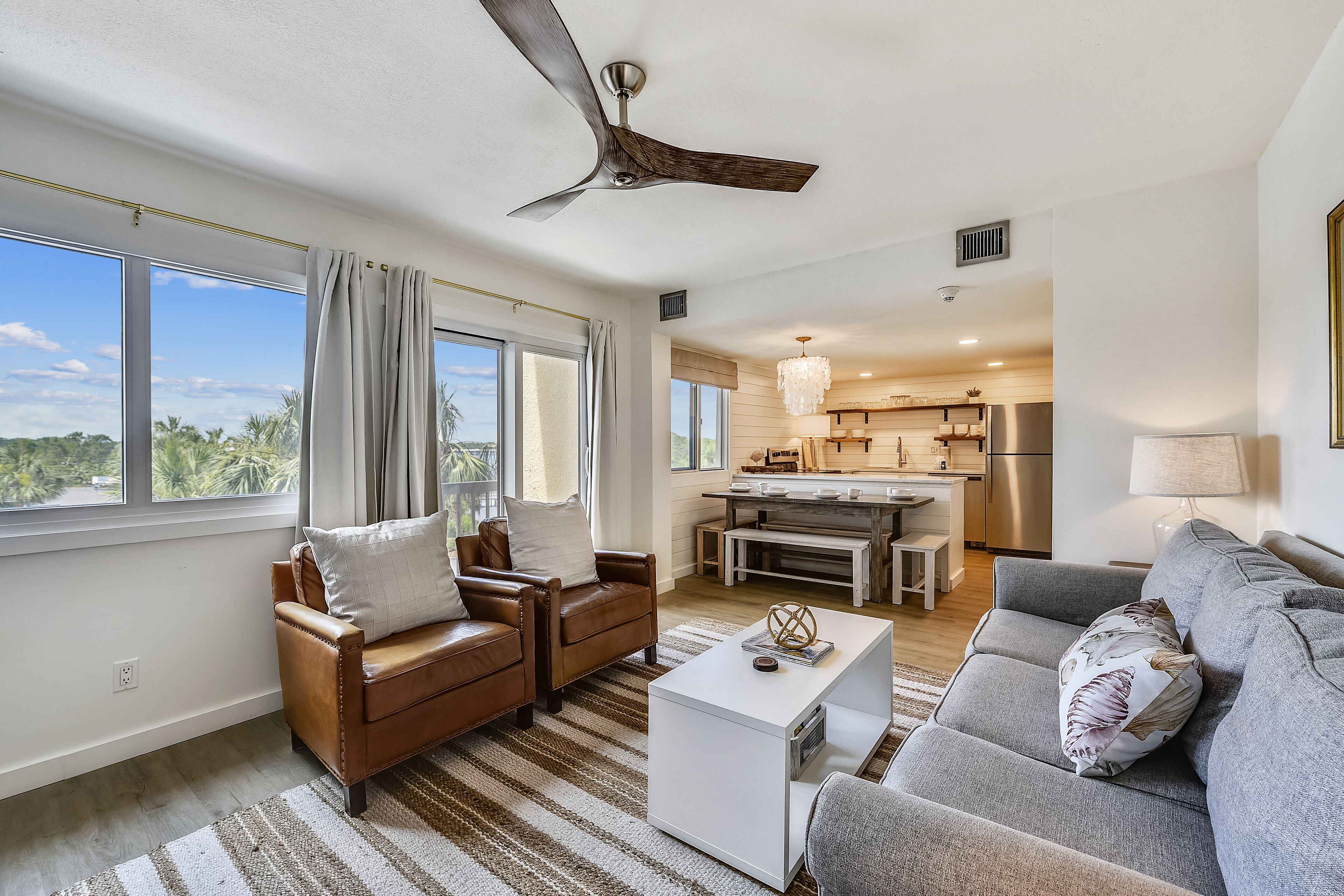 Condo, 3 habitaciones, balcón, vista al océano (A1-103) | Área de sala de estar