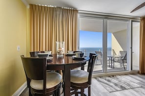 Condo, 1 Bedroom, Balcony, Ocean View (1227) | Dining room