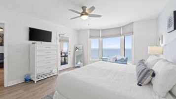 Condo, 2 Bedrooms, Balcony, Ocean View (1736) | 2 bedrooms, laptop workspace, iron/ironing board, individually decorated