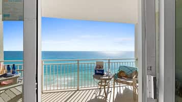 Condo, 1 Bedroom, Balcony, Ocean View (1426) | View from room